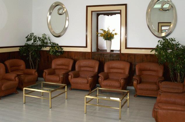Hotel Hostal Del Sol Сан Фелиу де Гиксолс Екстериор снимка